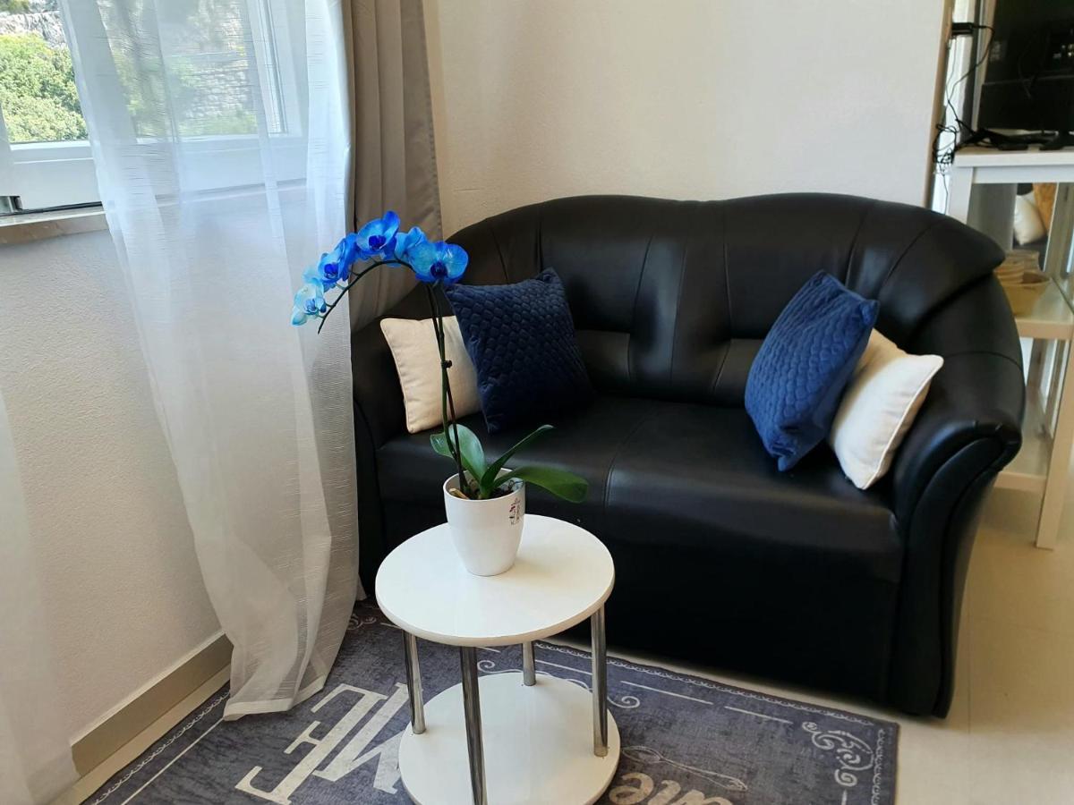 Orchid Seaview Apartment With Garage Parking Затон Екстер'єр фото