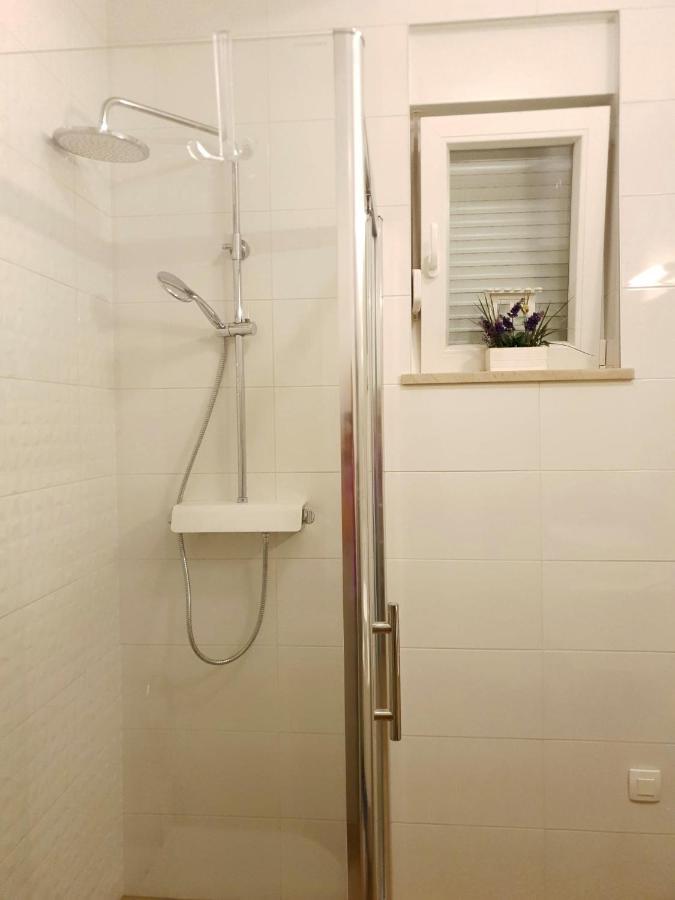 Orchid Seaview Apartment With Garage Parking Затон Екстер'єр фото