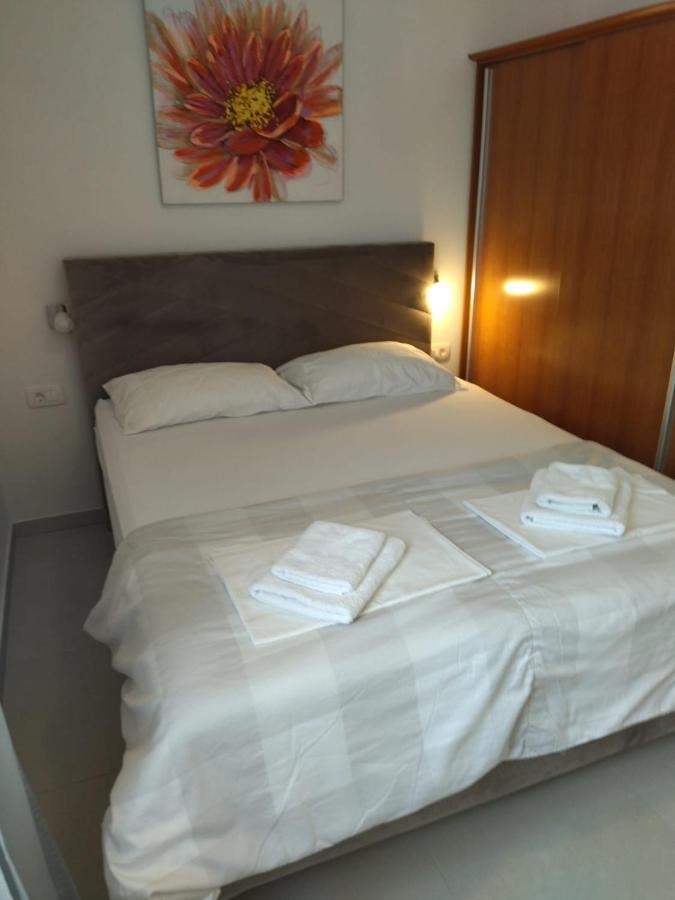 Orchid Seaview Apartment With Garage Parking Затон Екстер'єр фото